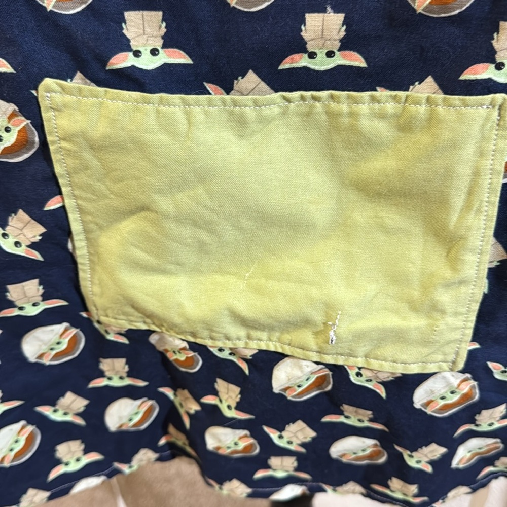 Handmade baby yoda child’s apron - Picture 2 of 4